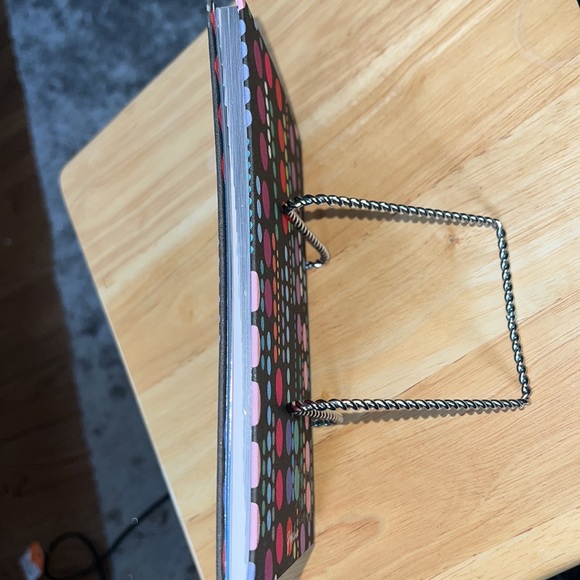 Address Book - Picture 5 of 6